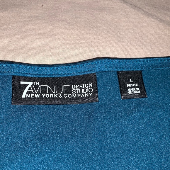 New York & Company blouse - Picture 3 of 4